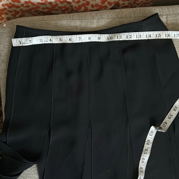 RARE. Armani NWT silk blend split panel skirt NWT size 6 black - Picture 13 of 14